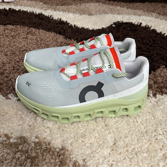 On Running Women's Cloudmonster Sneakers Sz 9.5 In Glacier / Meadow - Picture 5 of 11